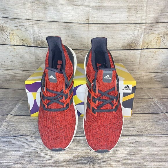 Athletic_Shoes